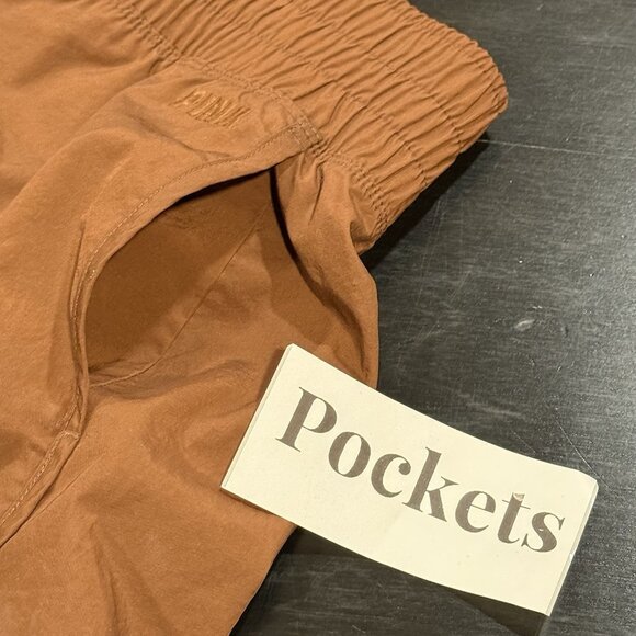 VS PINK Active High Rise Cinnamon Brown Lined Running Workout Shorts Size XL - Picture 10 of 15